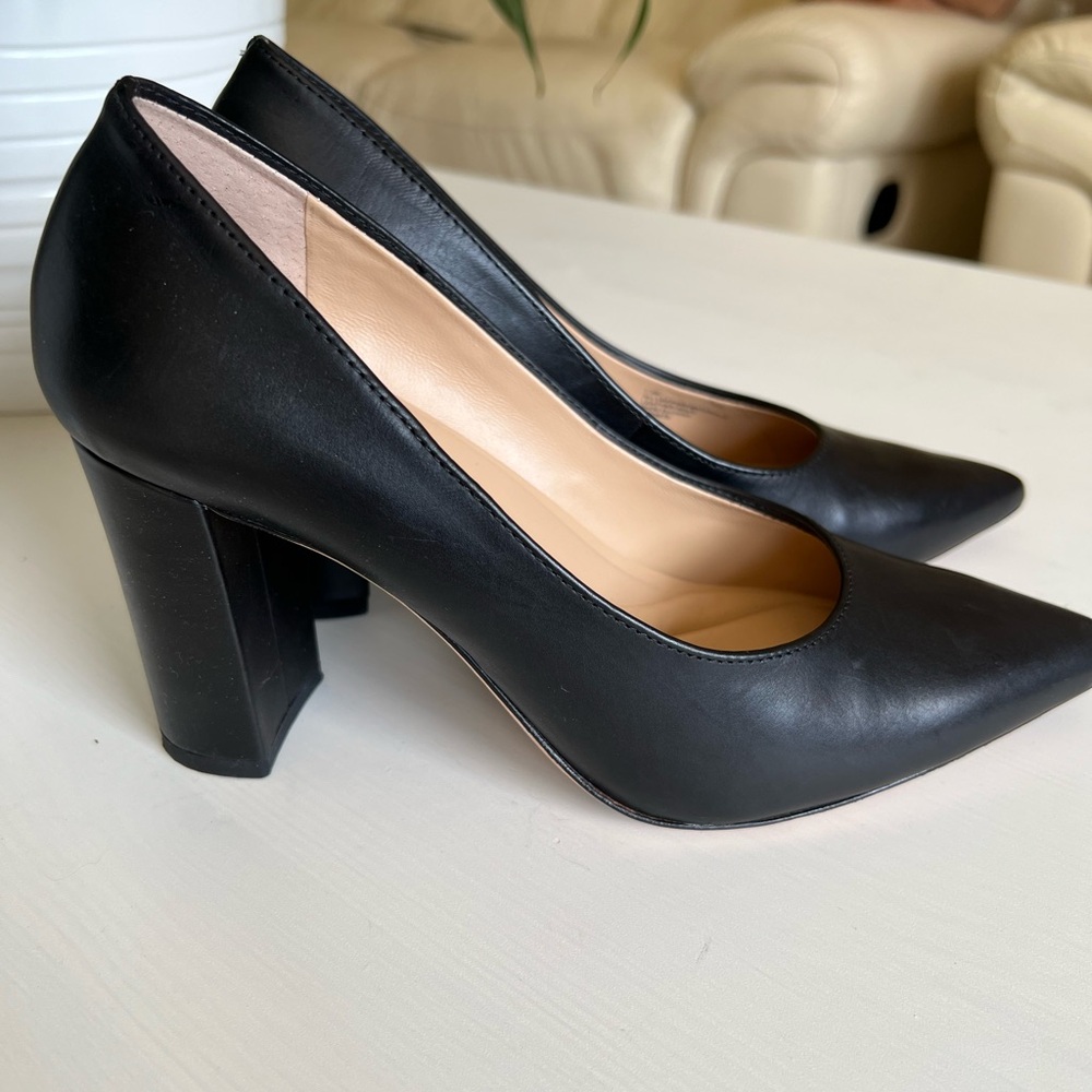 ANTONIO MELANI Black Stiletto Heels Classic Design
